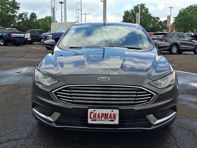 Certified 2018 Ford Fusion SE FWD image 2