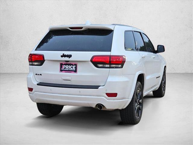 Used 2020 Jeep Grand Cherokee Altitude AWD/4WD image 5