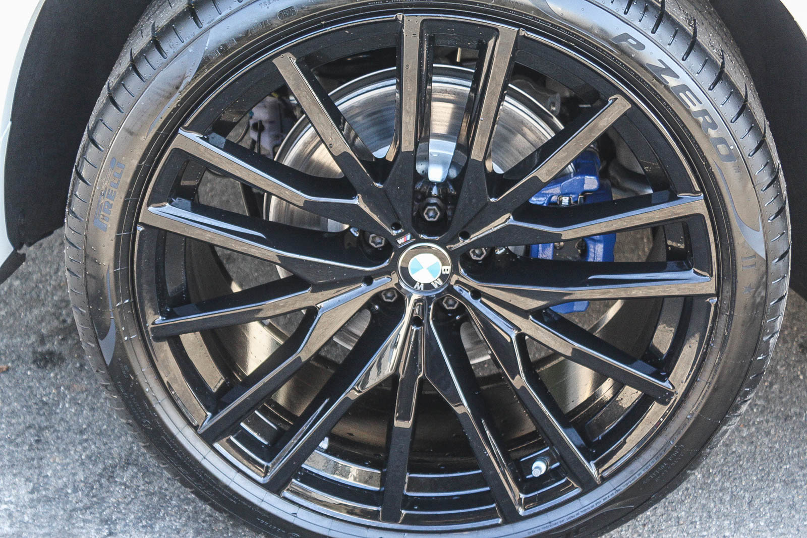 New 2026 BMW X5 sDrive40i w/ M Sport Package image 11