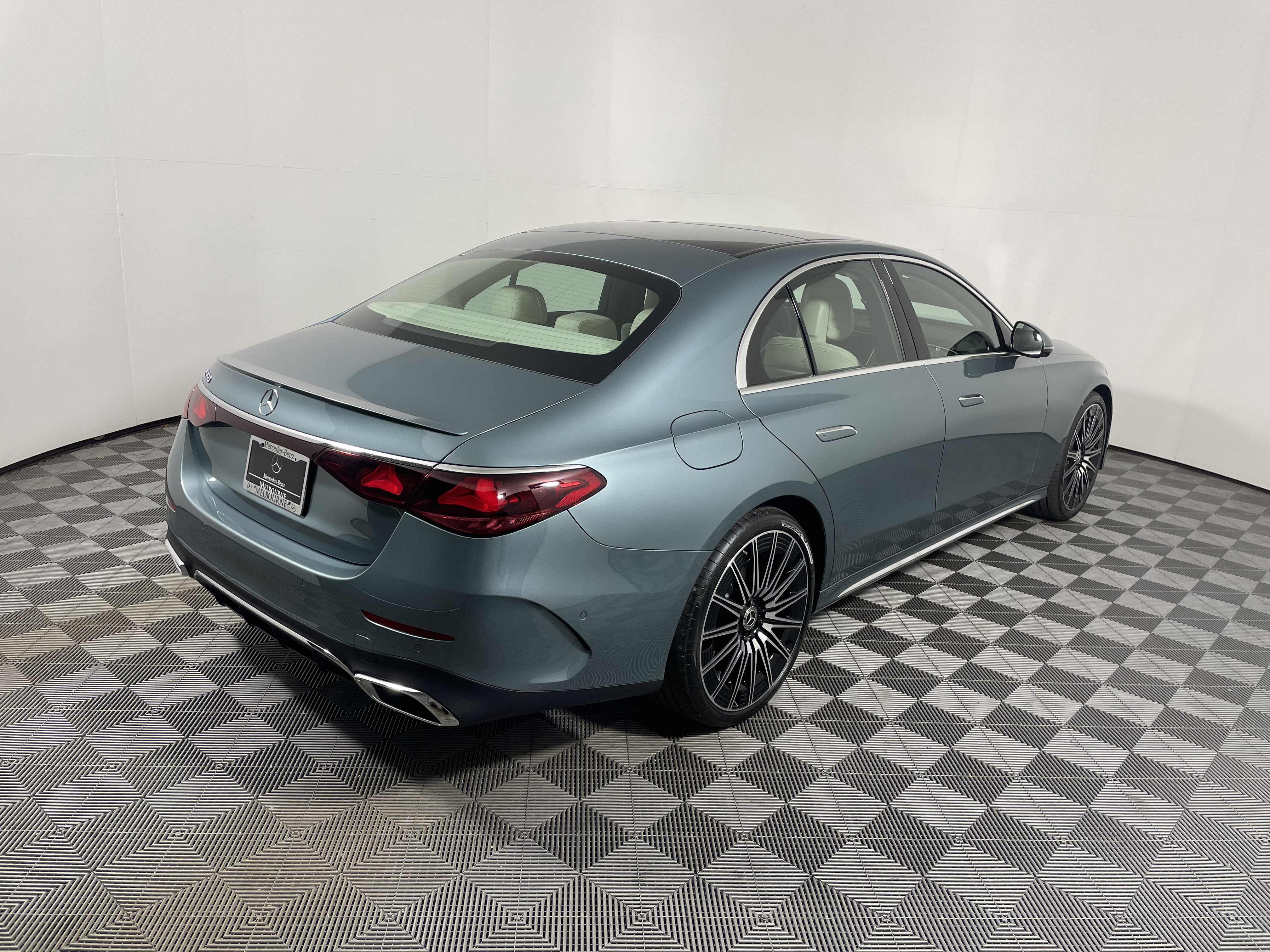 New 2026 Mercedes-Benz E 350 Sedan image 5