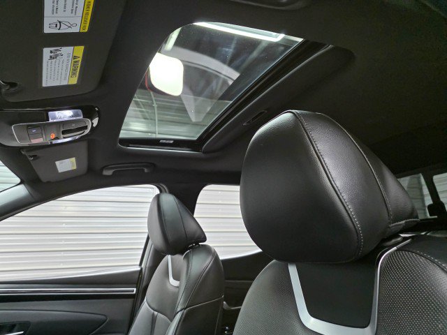 Used 2024 Hyundai Santa Cruz Limited AWD/4WD image 22