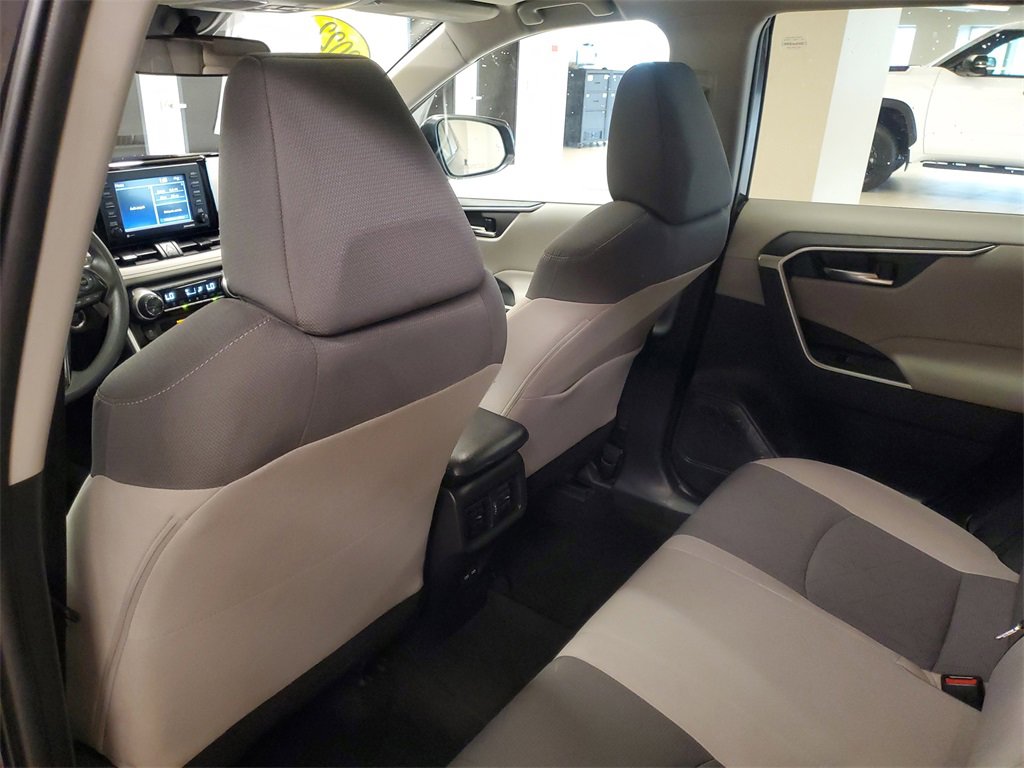Used 2022 Toyota RAV4 XLE image 13