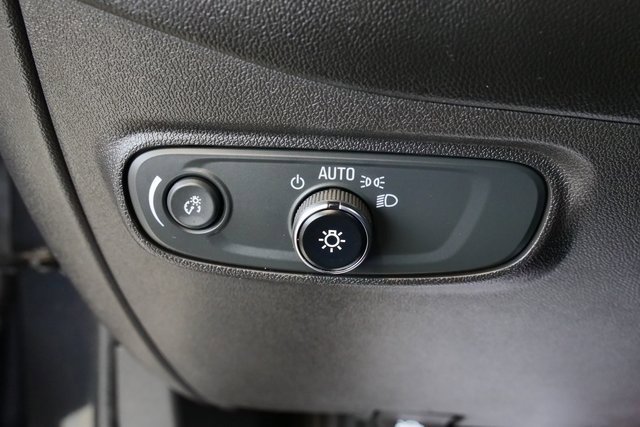 Used 2023 Chevrolet Equinox LT image 27