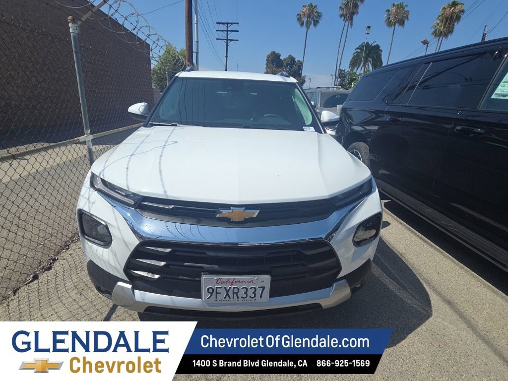 Certified 2023 Chevrolet TrailBlazer LT w/ Convenience Package FWD image 9