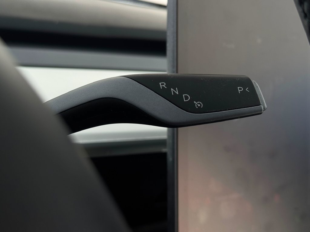 Used 2021 Tesla Model 3 Standard Range Plus RWD image 12