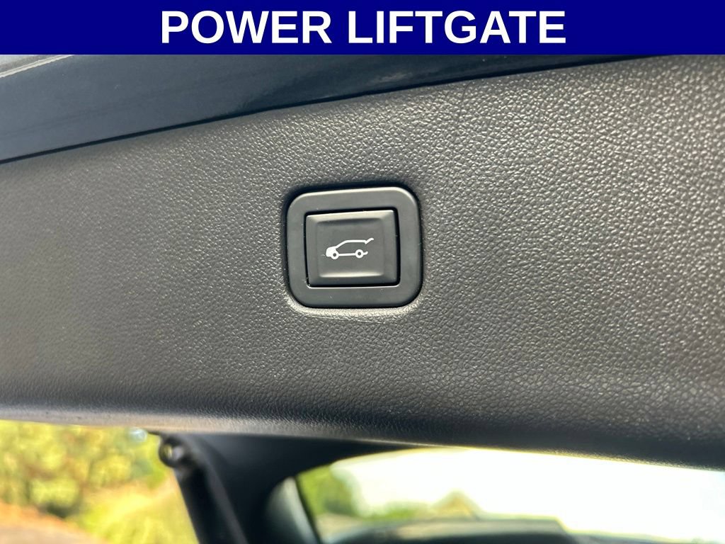 Used 2019 Chevrolet Blazer RS FWD image 17