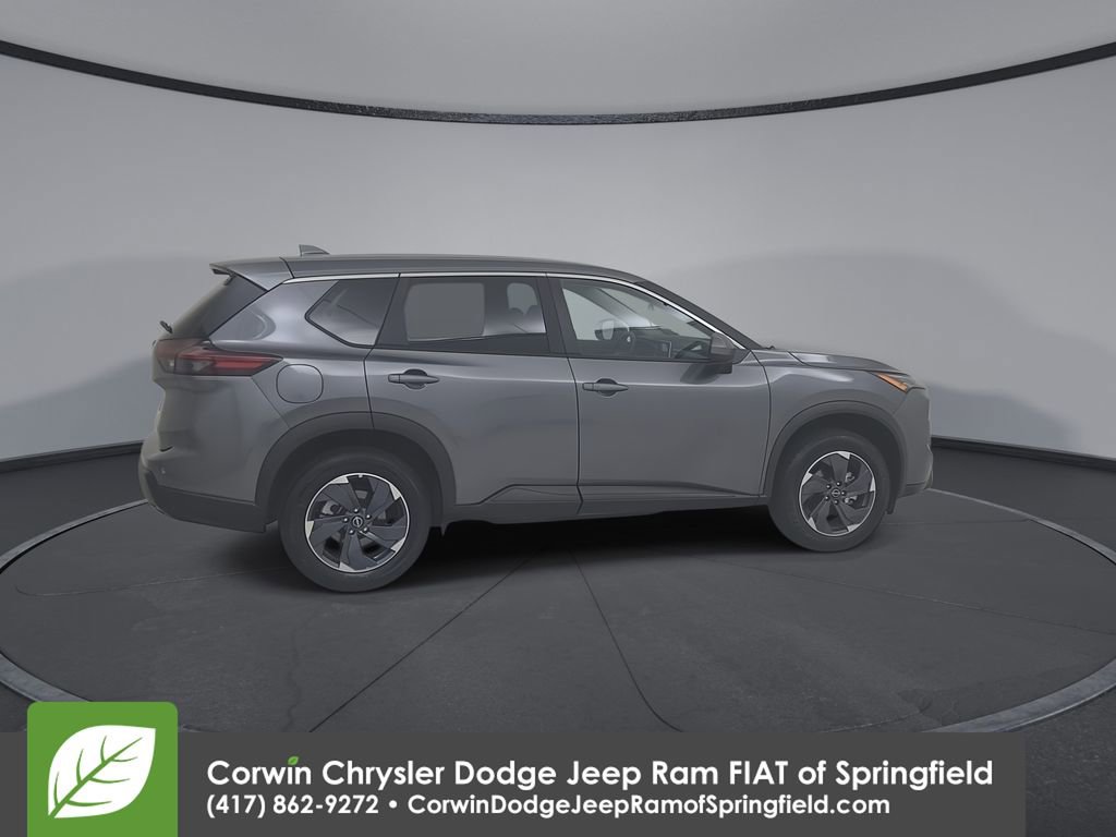 Used 2025 Nissan Rogue SV FWD image 16