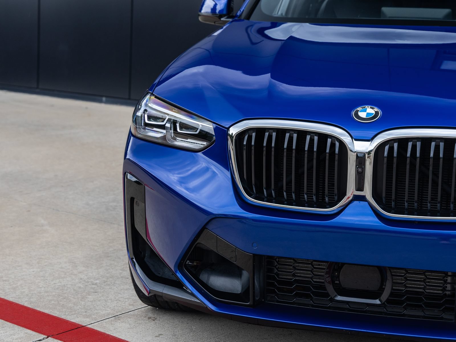 Used 2025 BMW X4 M w/ Executive Package AWD/4WD image 18