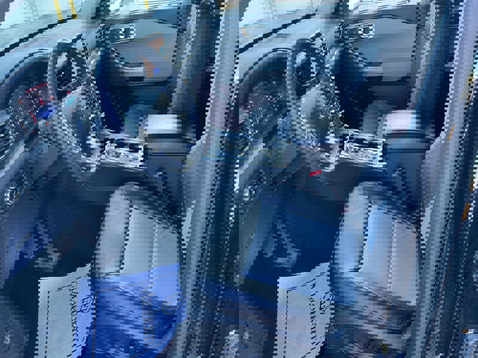 Certified 2023 Ford Explorer XLT w/ Equipment Group 202A image 9