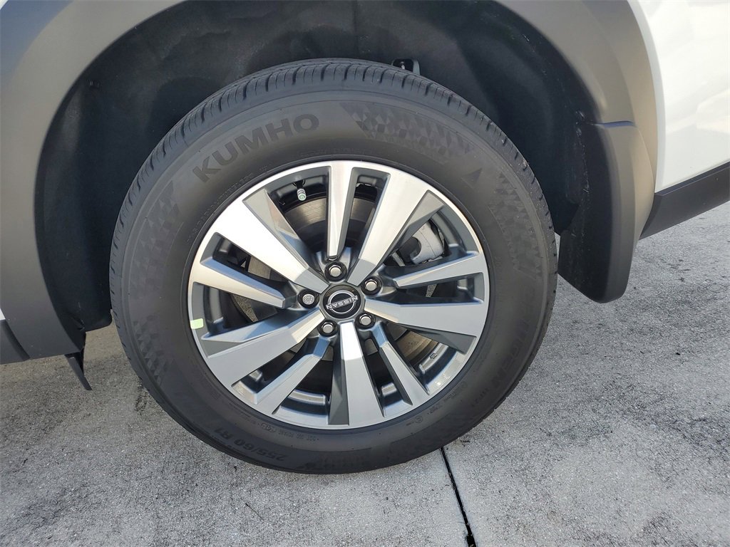 New 2025 Nissan Pathfinder SL w/ SL Premium Package image 5