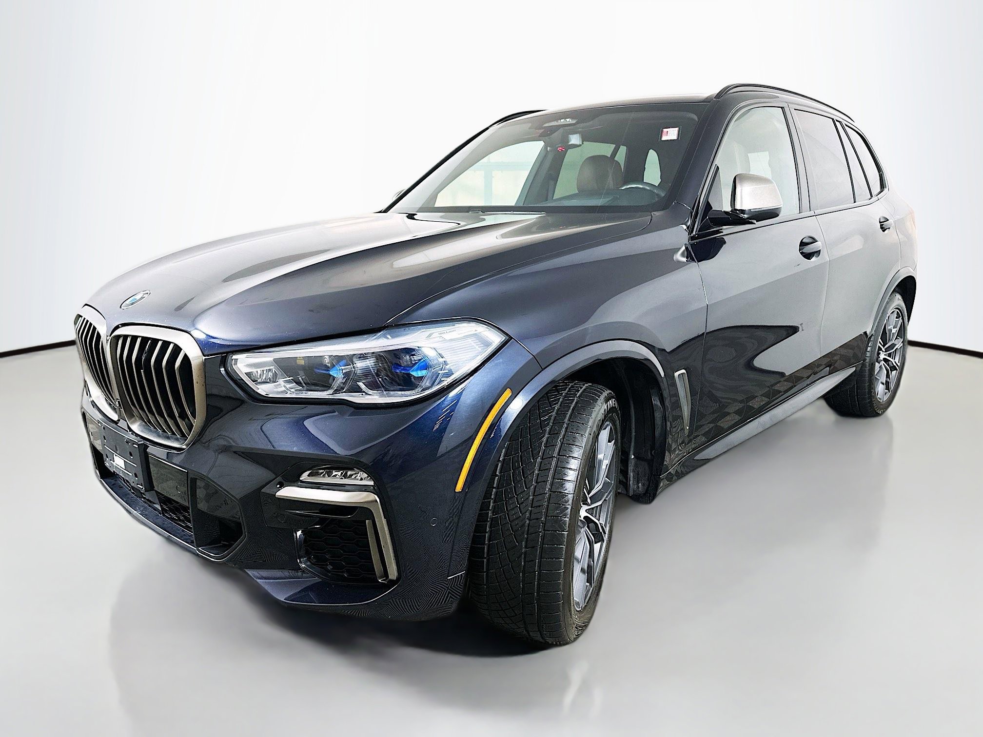 Used 2020 BMW X5 M50i w/ Executive Package AWD/4WD image 3