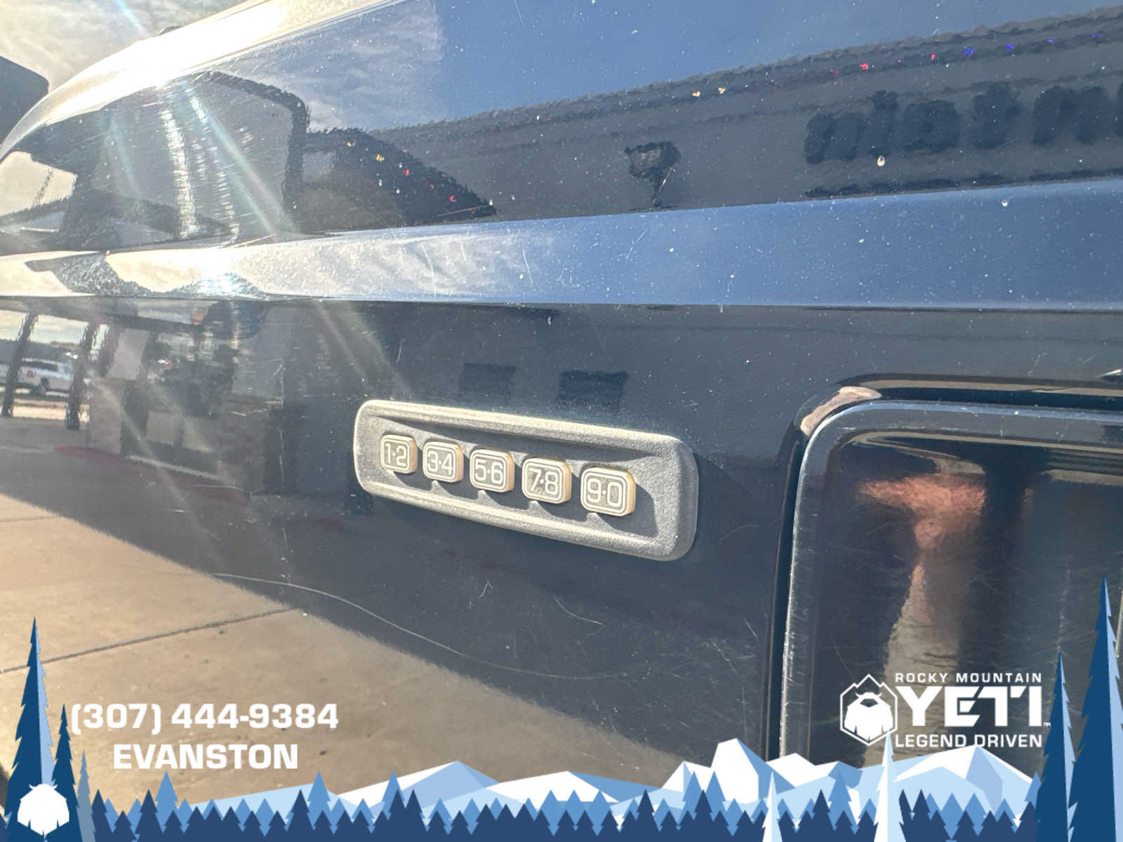 Used 2016 Ford F350 Lariat w/ FX4 4x4 Off Road Package image 19