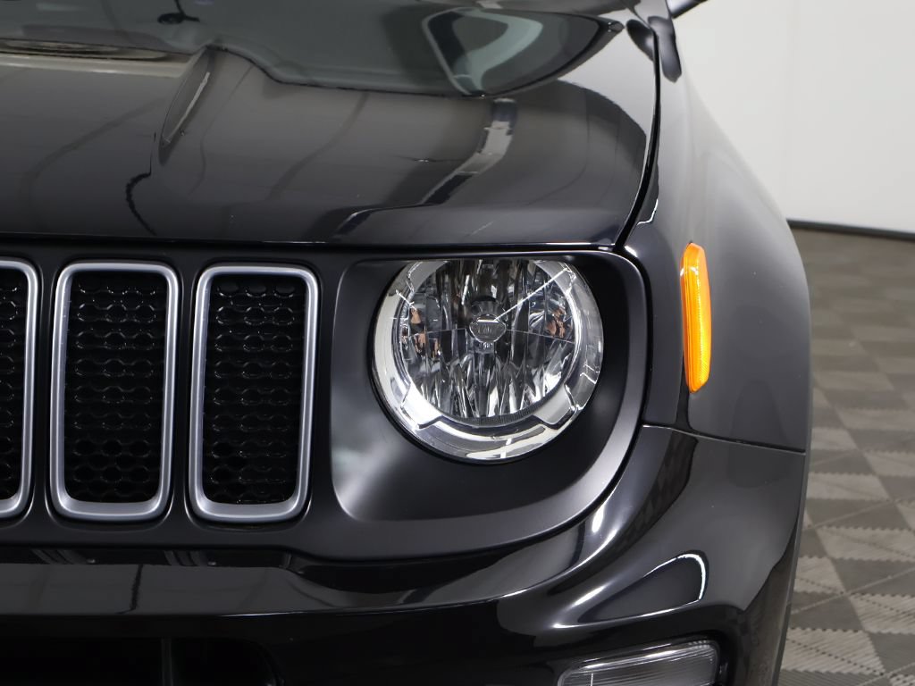 Used 2023 Jeep Renegade Latitude AWD/4WD image 13