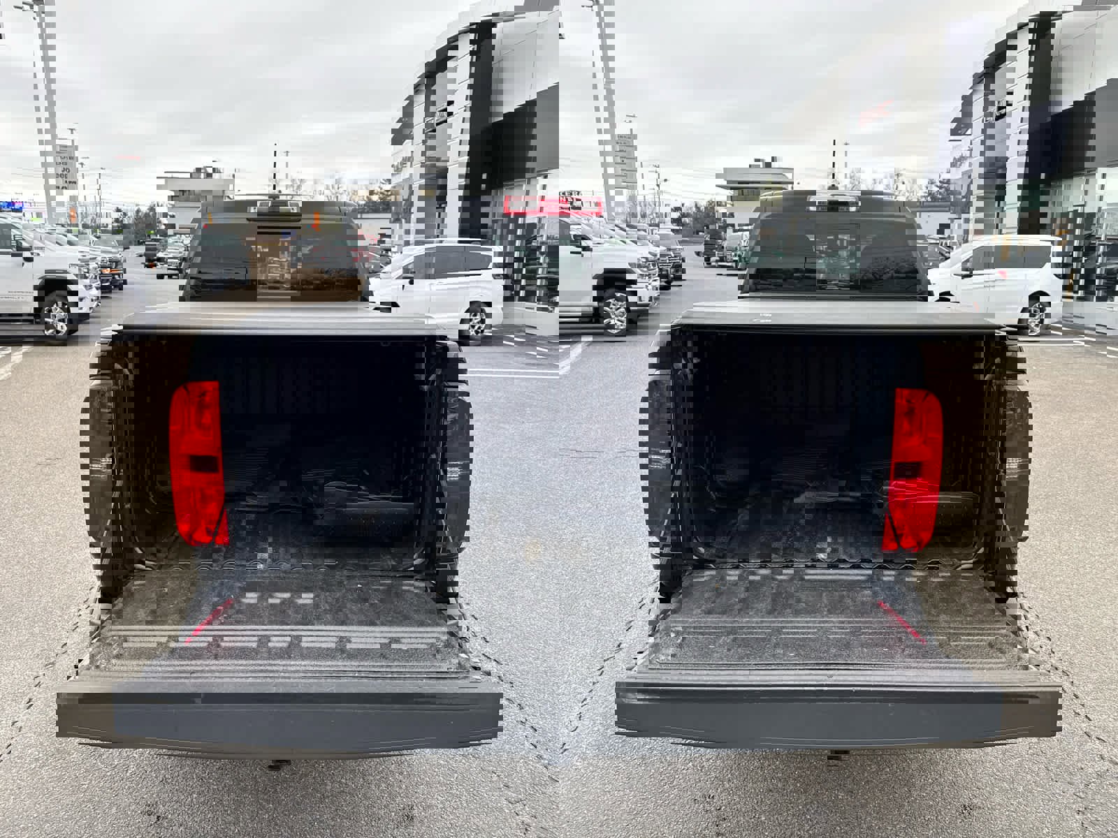 Used 2022 Chevrolet Colorado Z71 image 10