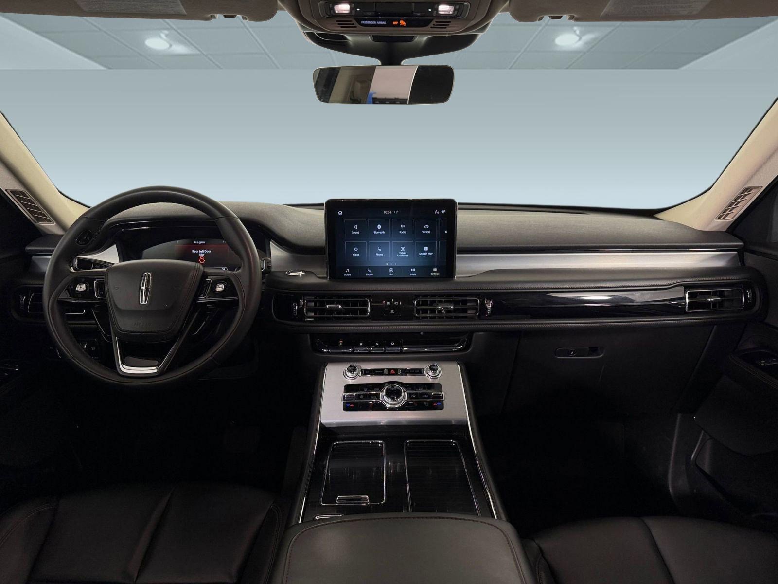 Used 2023 Lincoln Aviator 2WD image 14