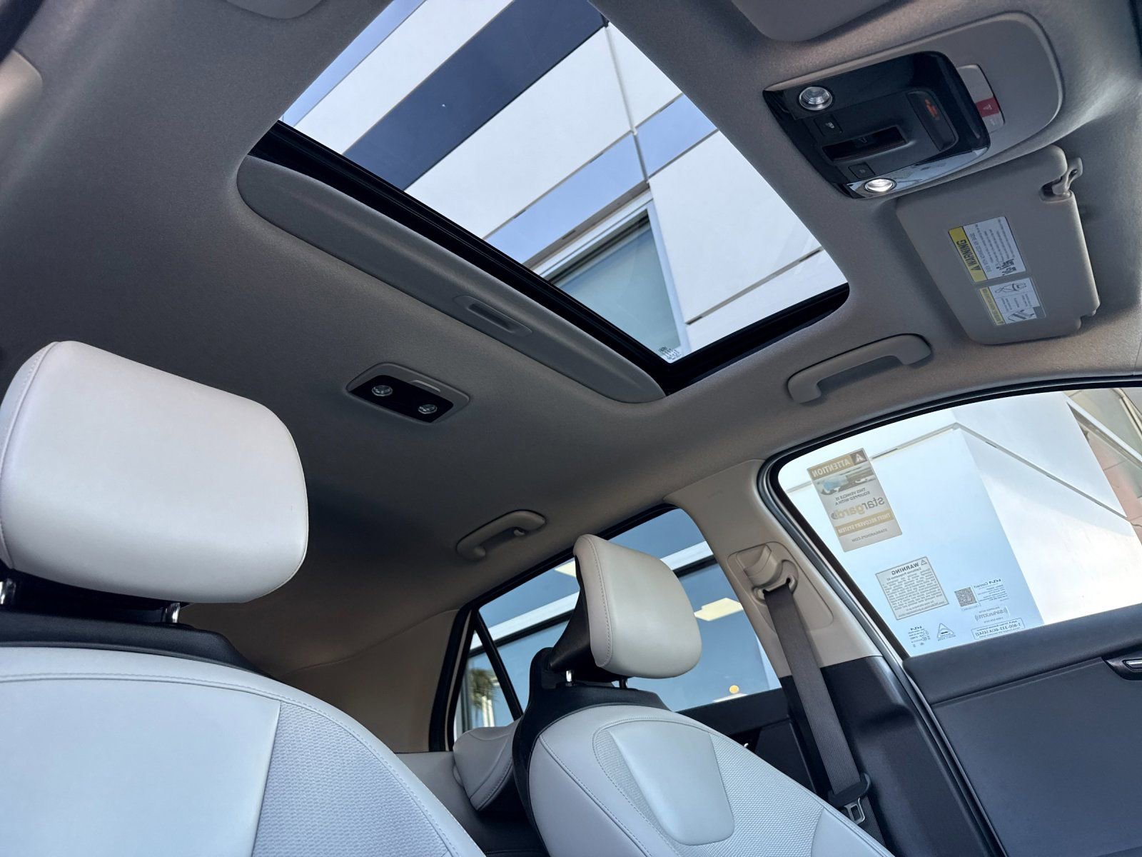 Used 2025 Kia Niro EX Touring image 16