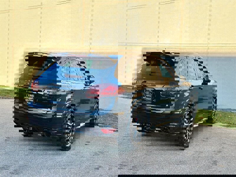Used 2014 Porsche Cayenne GTS image 11