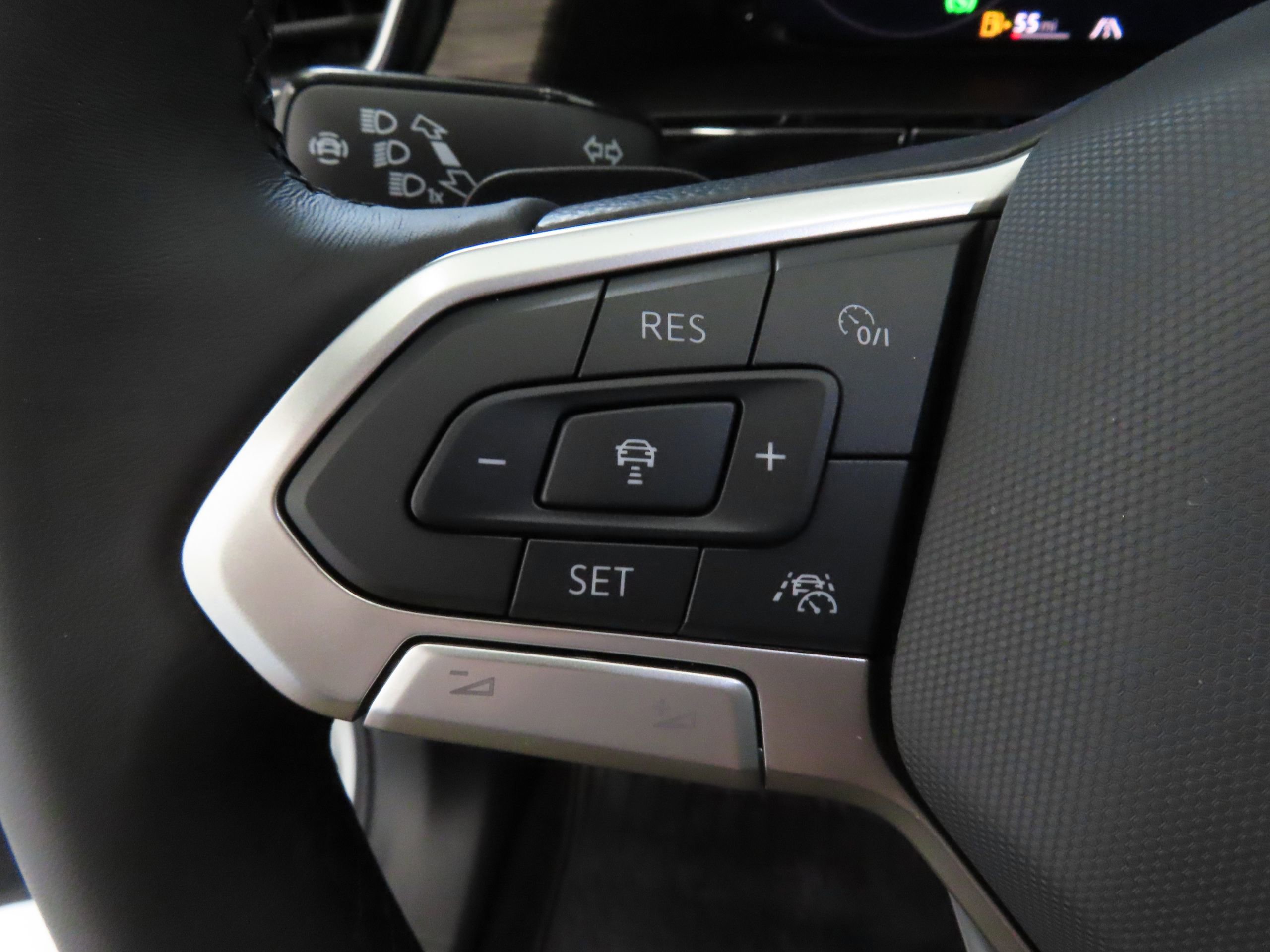 New 2026 Volkswagen Atlas SEL Premium R-Line image 14
