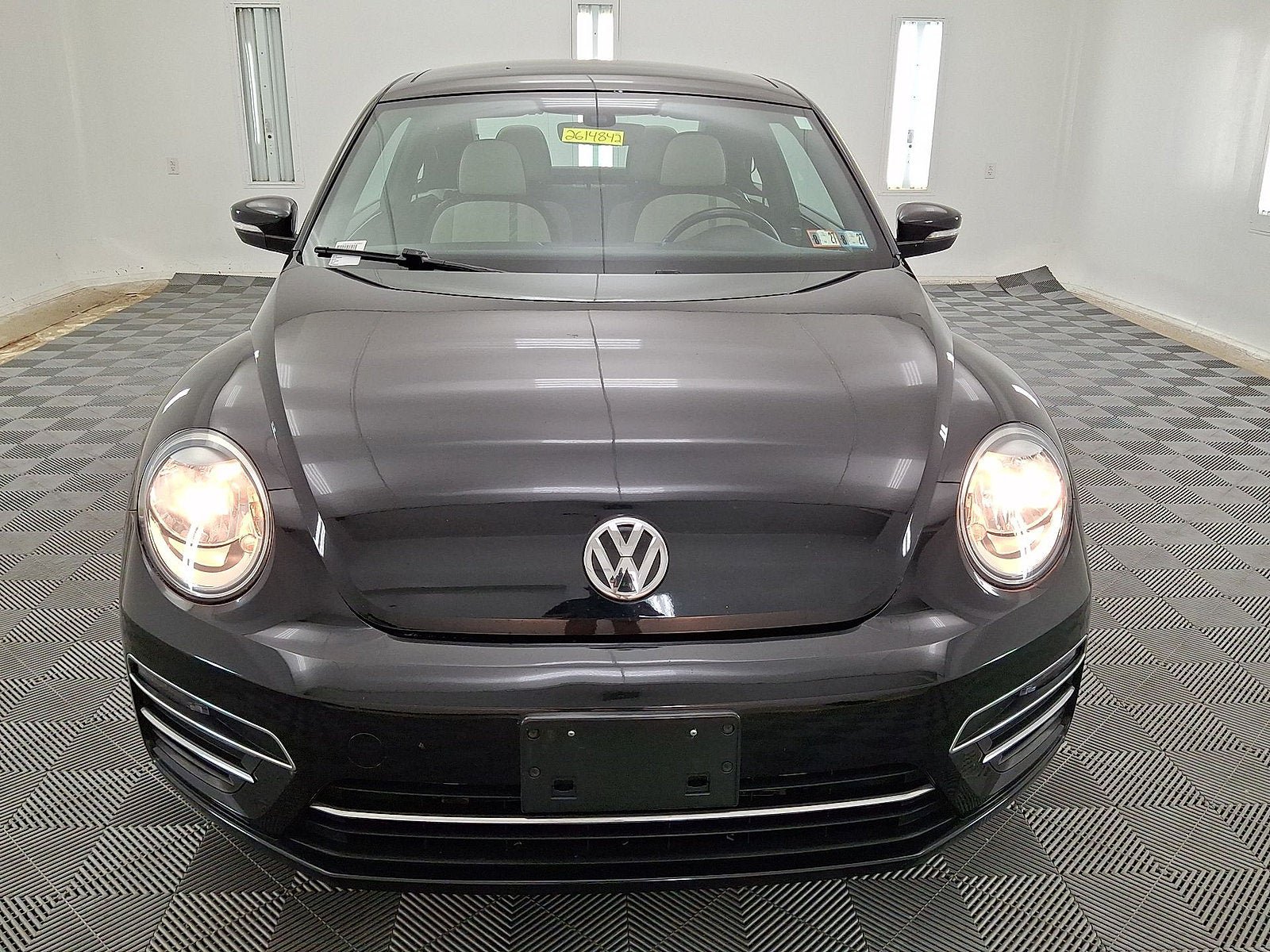 Used 2018 Volkswagen Beetle 2.0T Coast FWD image 21