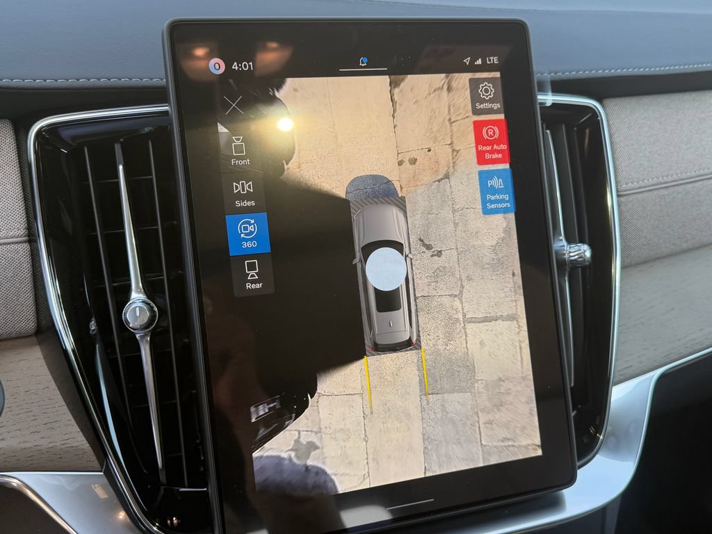 New 2027 Volvo XC90 B6 Plus AWD/4WD image 23