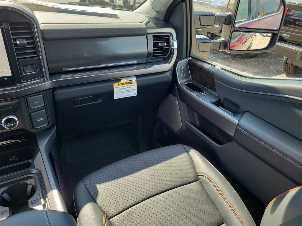 New 2026 Ford F250 4x4 Crew Cab Super Duty image 15