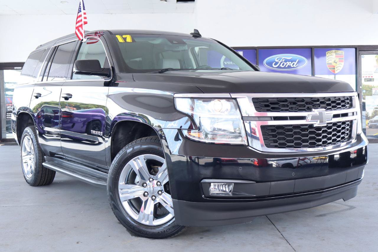 Used 2016 Chevrolet Tahoe LT w/ Luxury Package RWD image 2