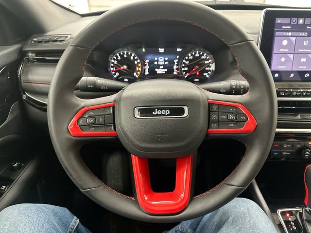 Used 2023 Jeep Compass Trailhawk AWD/4WD image 12