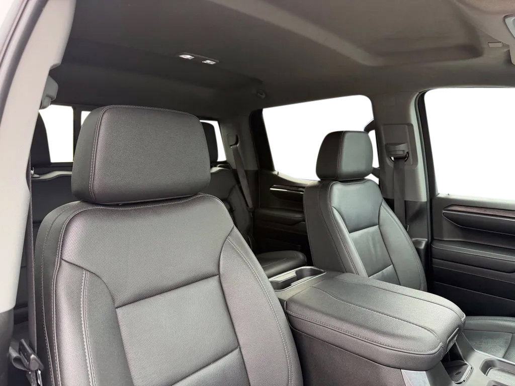 Used 2024 Chevrolet Silverado 1500 LTZ w/ LTZ Convenience Package II AWD/4WD image 26