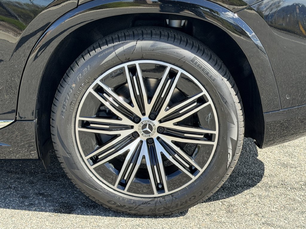 New 2026 Mercedes-Benz EQS 400 4MATIC SUV image 15