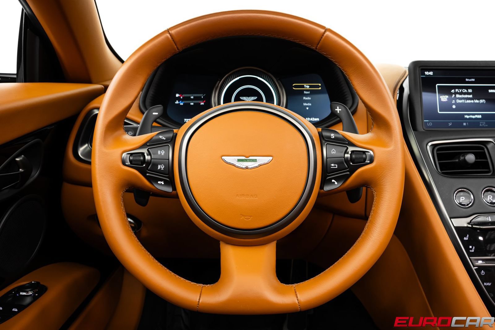 Used 2019 Aston Martin DB11 Volante RWD image 29