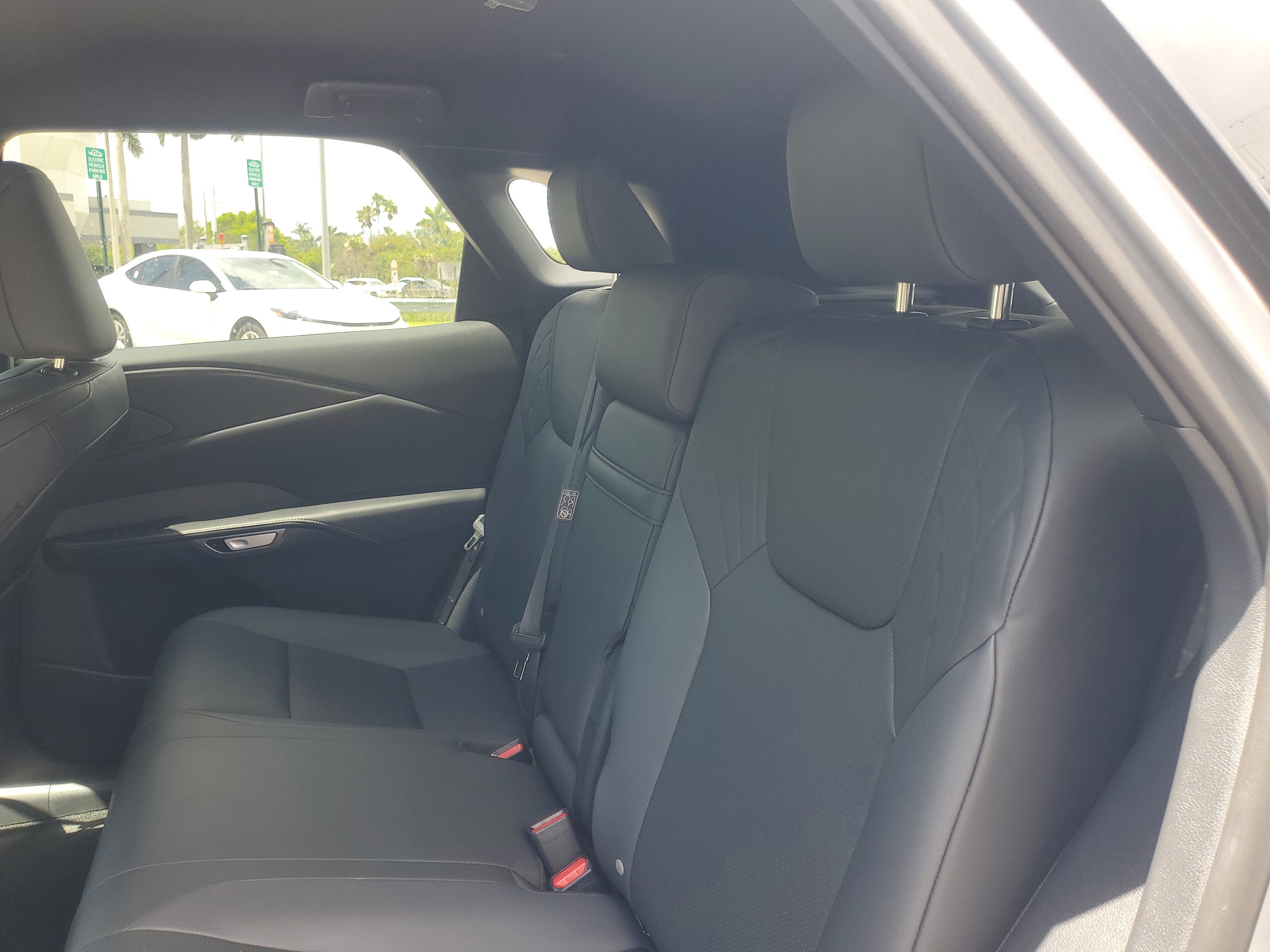 Used 2025 Lexus RX 350 FWD w/ Technology Package image 13