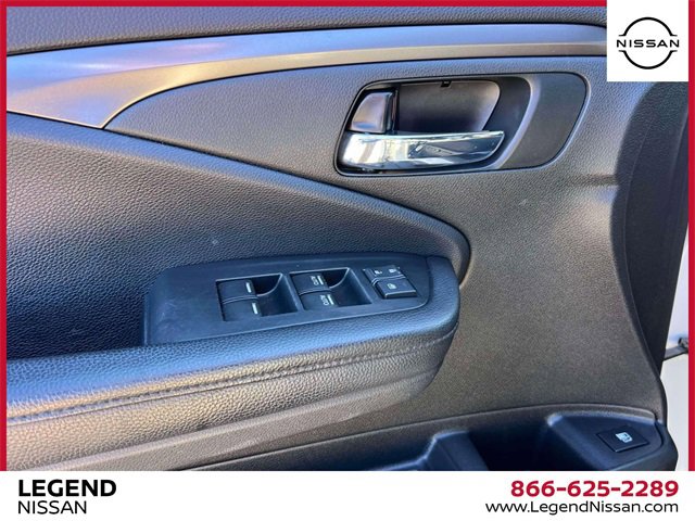 Used 2022 Honda Pilot Sport image 17