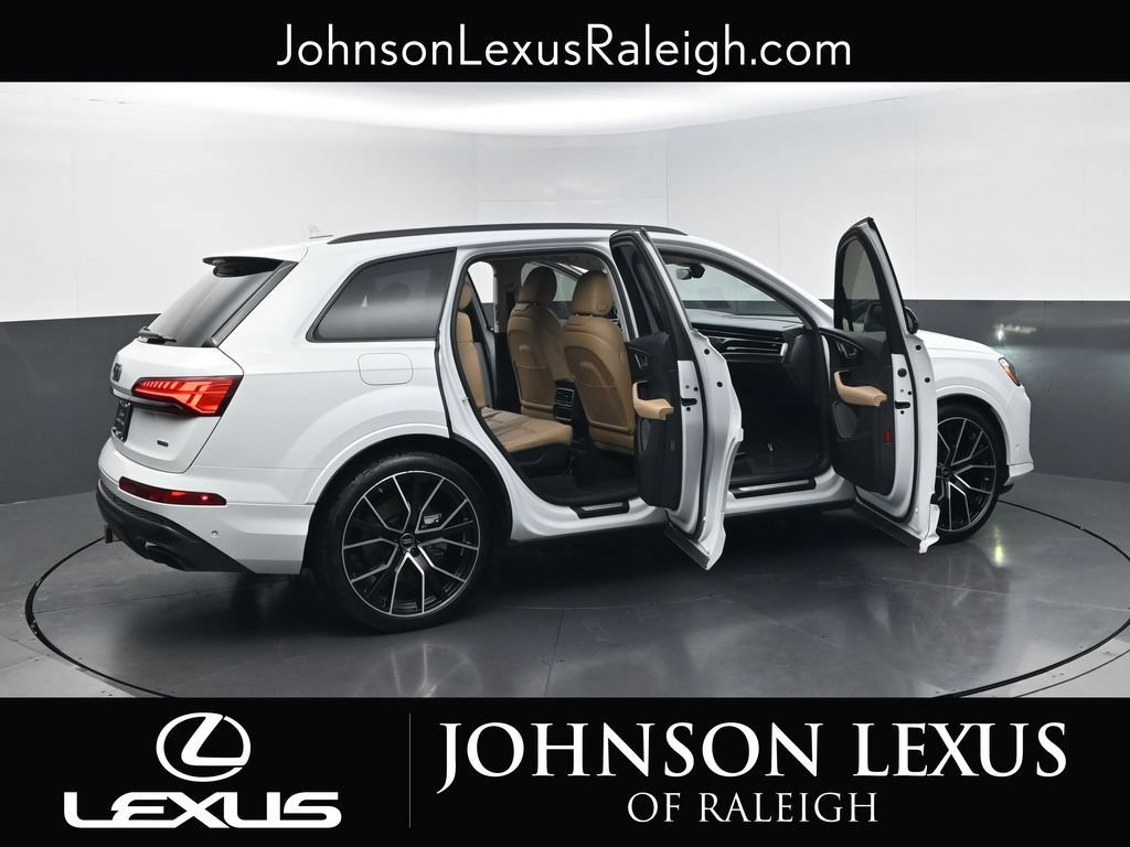 Used 2025 Audi Q7 3.0T Prestige w/ Prestige Package AWD/4WD image 26