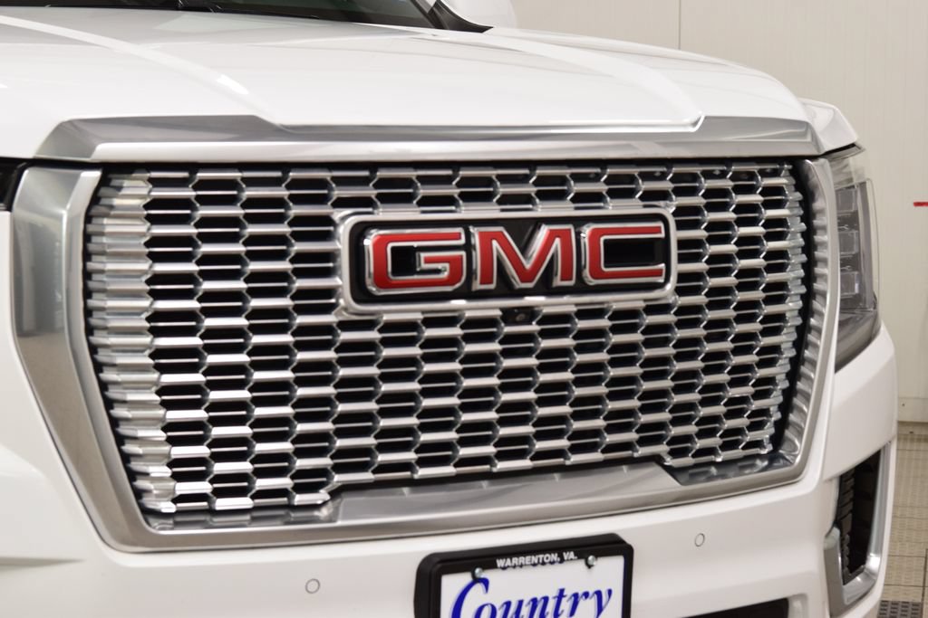 Used 2024 GMC Yukon XL Denali w/ Max Trailering Package AWD/4WD image 11