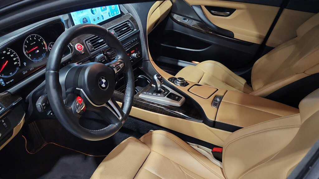Used 2014 BMW M6 Gran Coupe w/ Executive Package RWD image 26