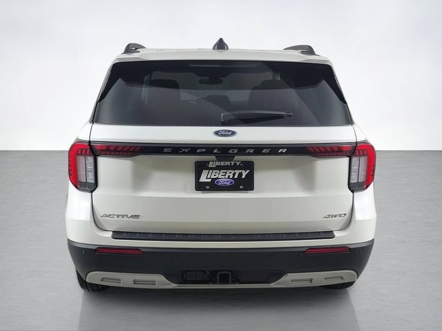 Used 2025 Ford Explorer Active w/ Active Comfort Package AWD/4WD image 4
