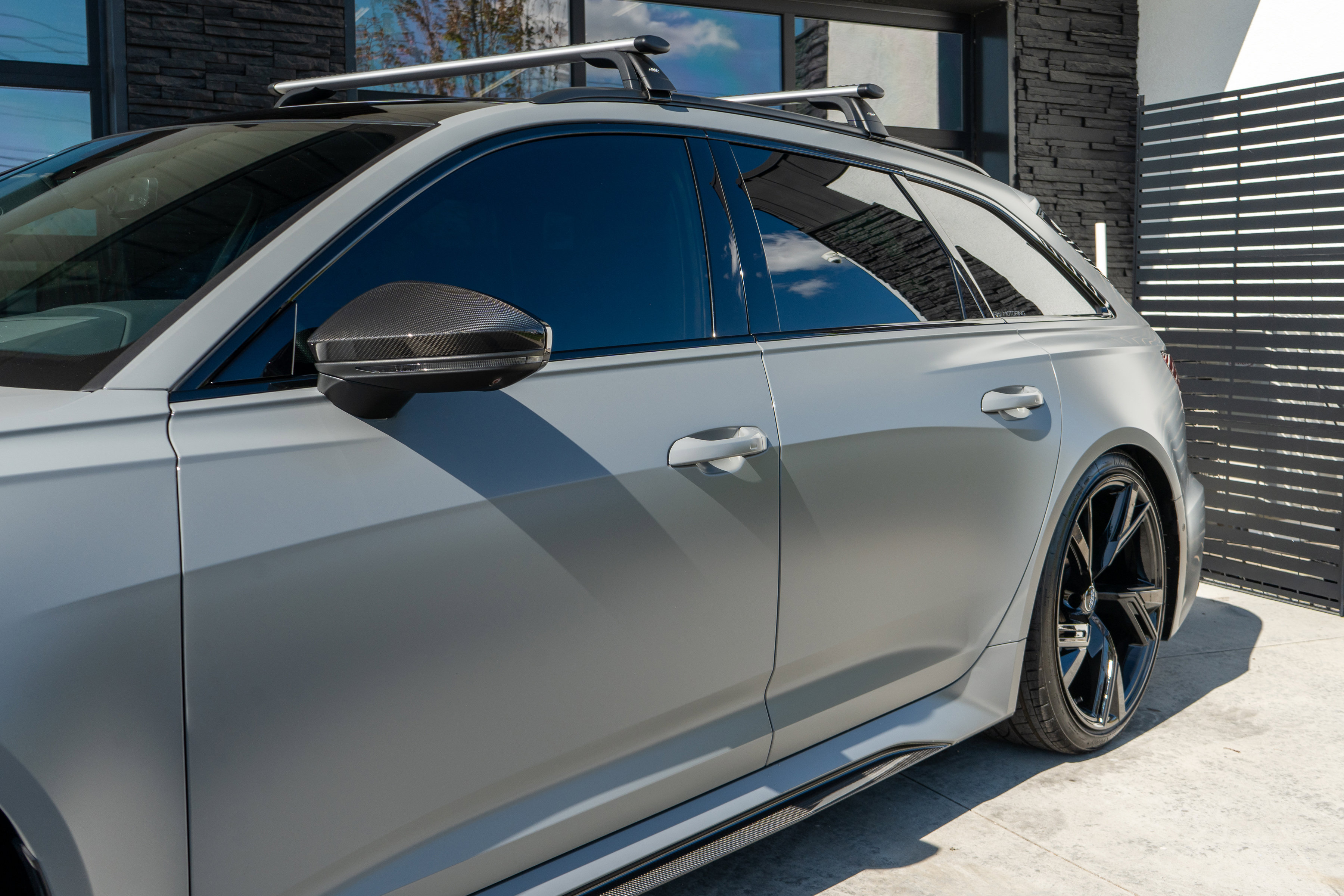 Used 2021 Audi RS 6 AWD/4WD image 6