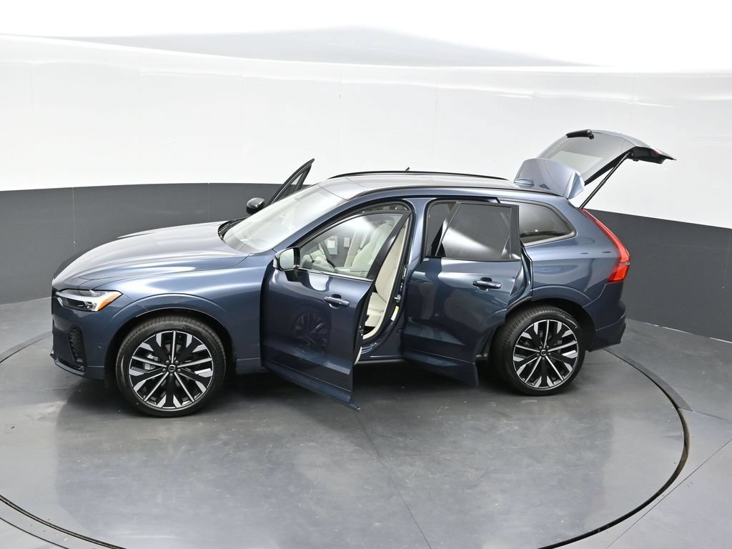 New 2026 Volvo XC60 B5 Ultra w/ Climate Package AWD/4WD image 42