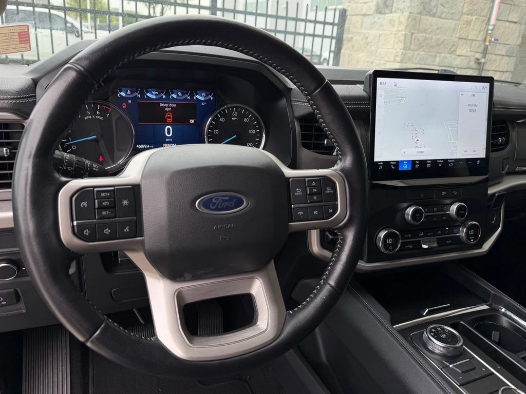 Used 2022 Ford Expedition XLT AWD/4WD image 10
