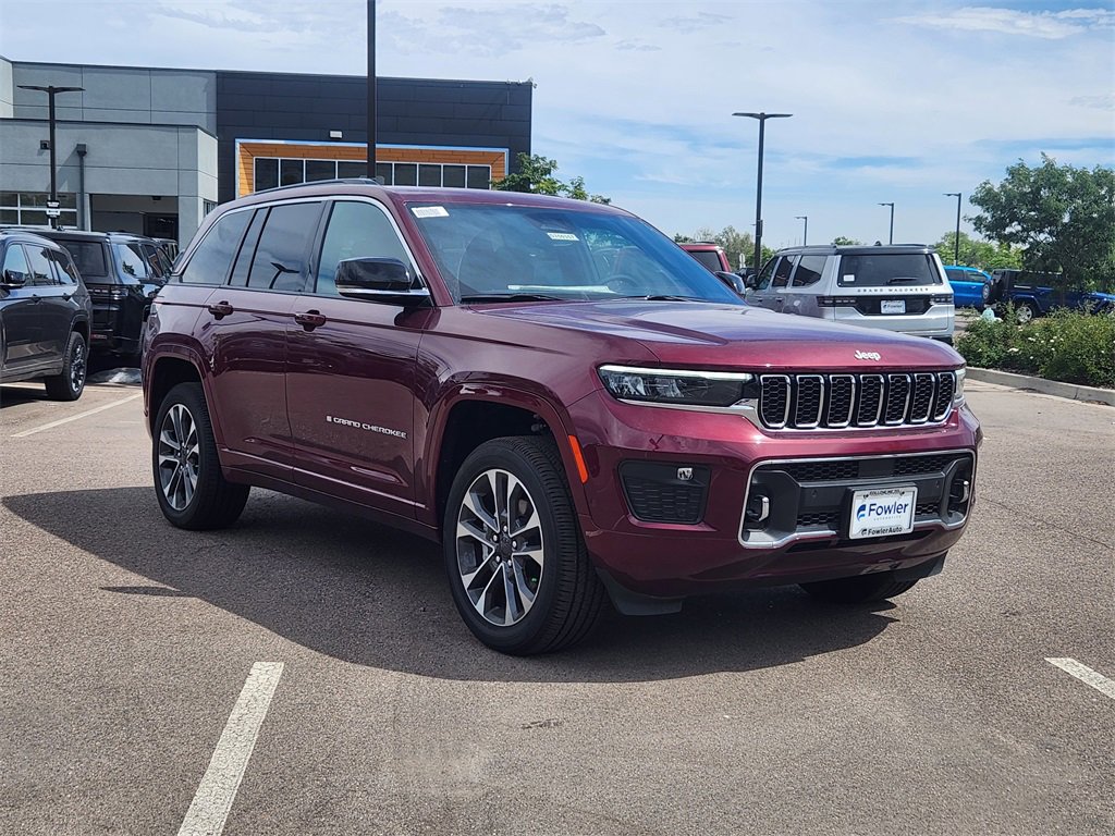 New 2025 Jeep Grand Cherokee Overland w/ Trailer Tow Package image 4