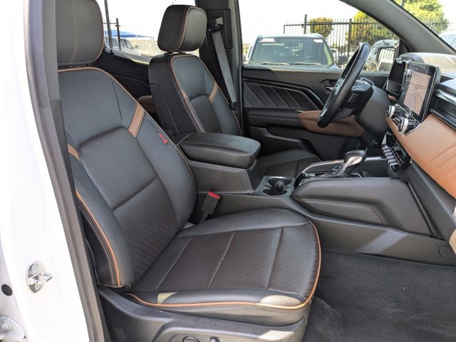 Used 2023 GMC Canyon AT4 w/ AT4 Premium Package AWD/4WD image 22