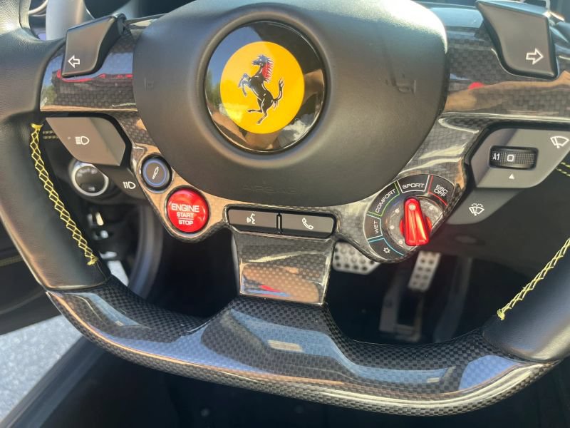 Used 2018 Ferrari GTC4Lusso AWD/4WD image 19