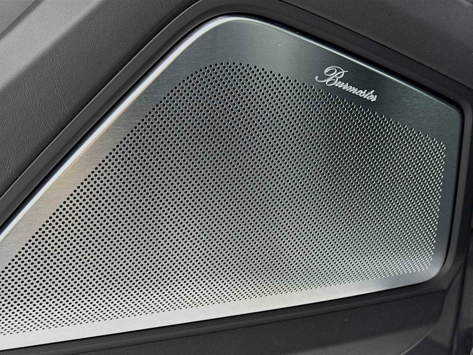 New 2025 Porsche Cayenne Turbo image 12