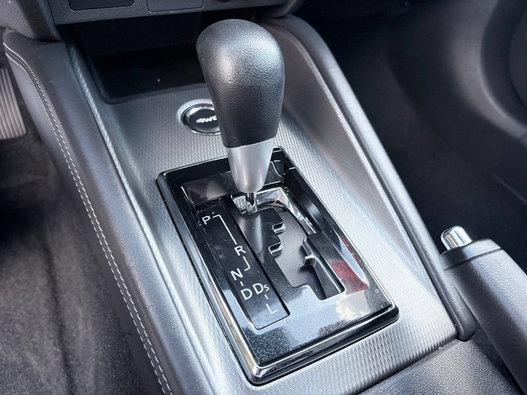 Used 2025 Mitsubishi Outlander Sport LE AWD/4WD image 20