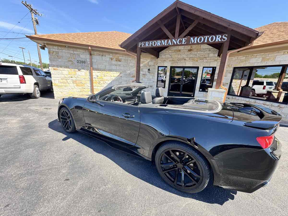 Used 2018 Chevrolet Camaro LT w/ RS Package image 9