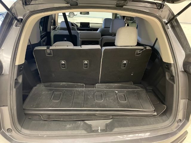 Used 2024 Honda Pilot LX image 9