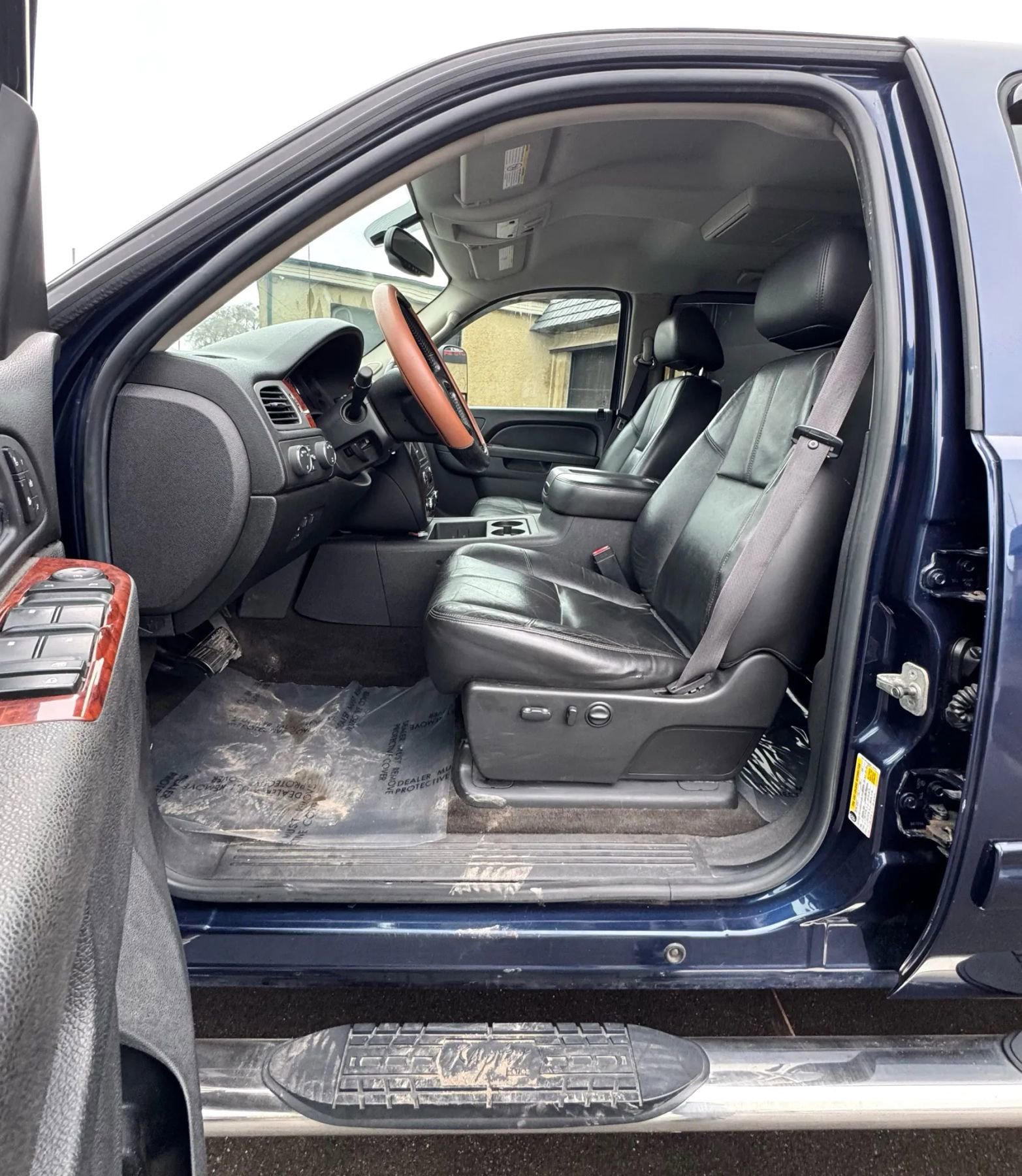 Used 2011 Chevrolet Silverado 2500 LTZ w/ Snow Plow Prep Package image 19