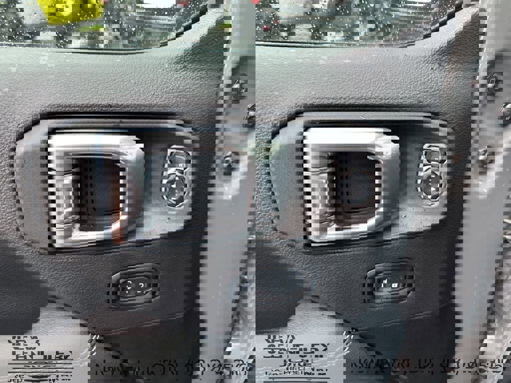 Used 2021 Jeep Gladiator Overland w/ Popular Equipment Package image 25