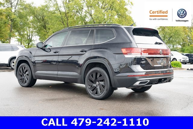 Certified 2024 Volkswagen Atlas SE w/ Black Wheel Package image 4
