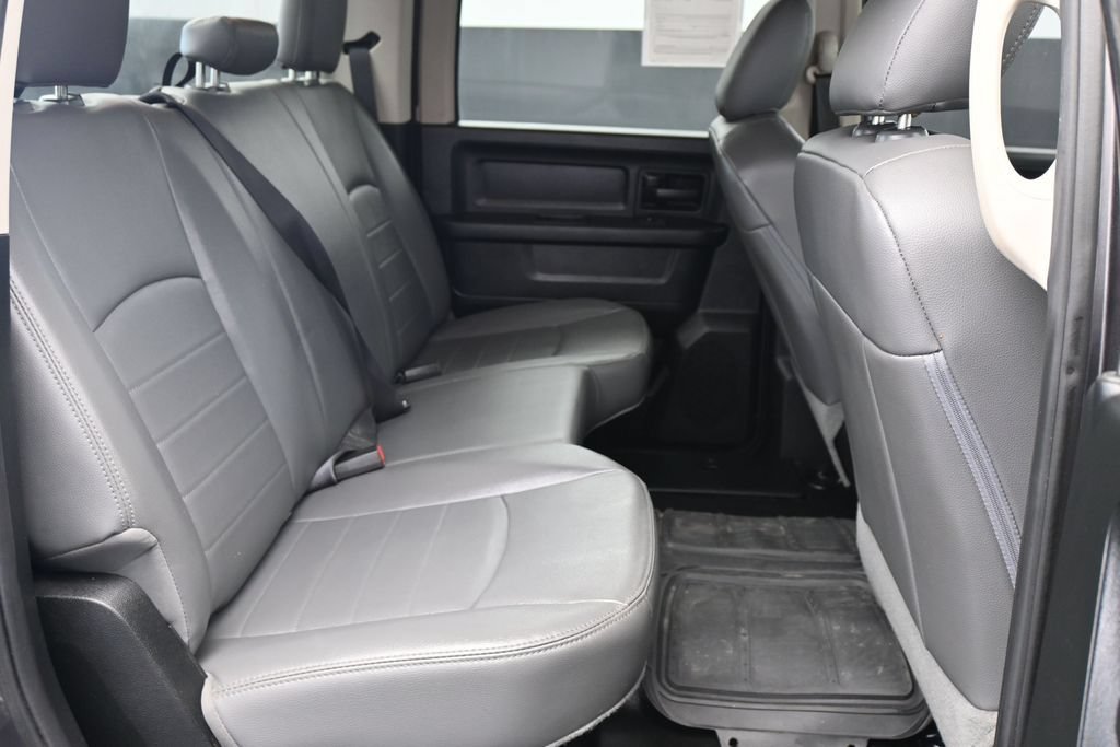 Used 2018 RAM 1500 Tradesman w/ Chrome Appearance Group AWD/4WD image 11